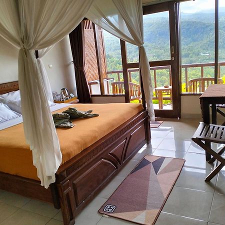 Made Oka Homestay And Warung Munduk  Luaran gambar